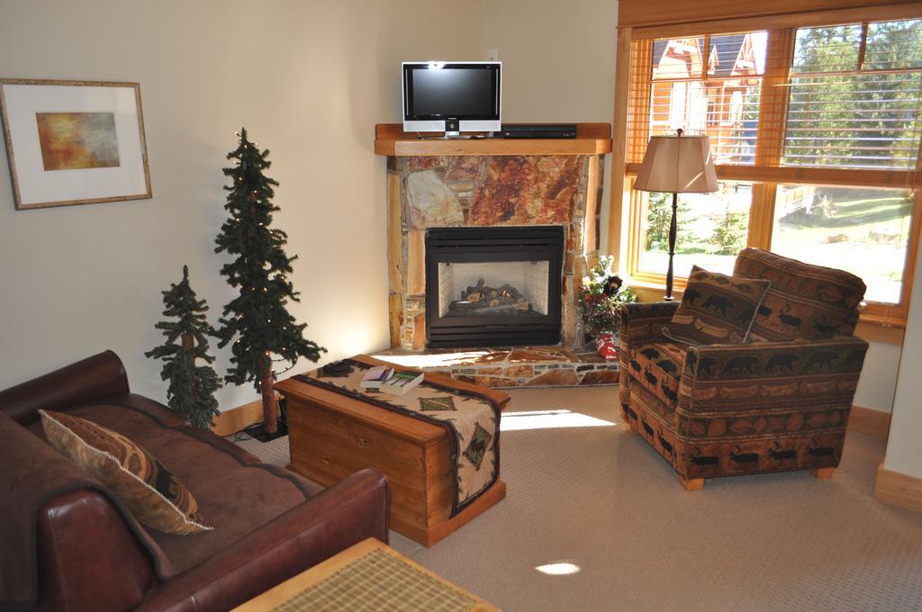 Red Mountain Village Condos Rossland Rom bilde