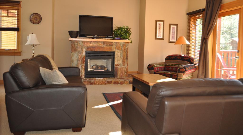 Red Mountain Village Condos Rossland Rom bilde